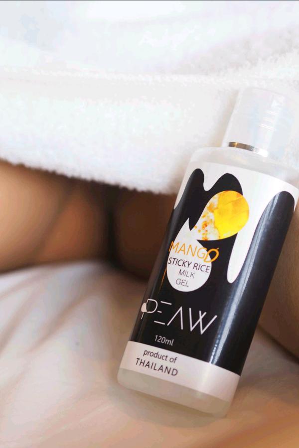 Peaw-1-泰國模型為您的樂趣